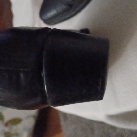 Reynaga, Black, western ankle boots. SZ 7 - Picture 9 of 10